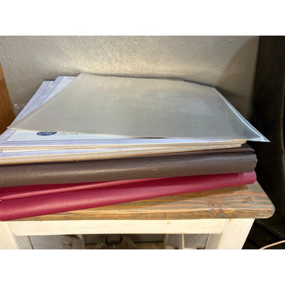 2 Creative Memories 12x12 albums and page protectors NEW scrapbooks - Picture 1 of 9